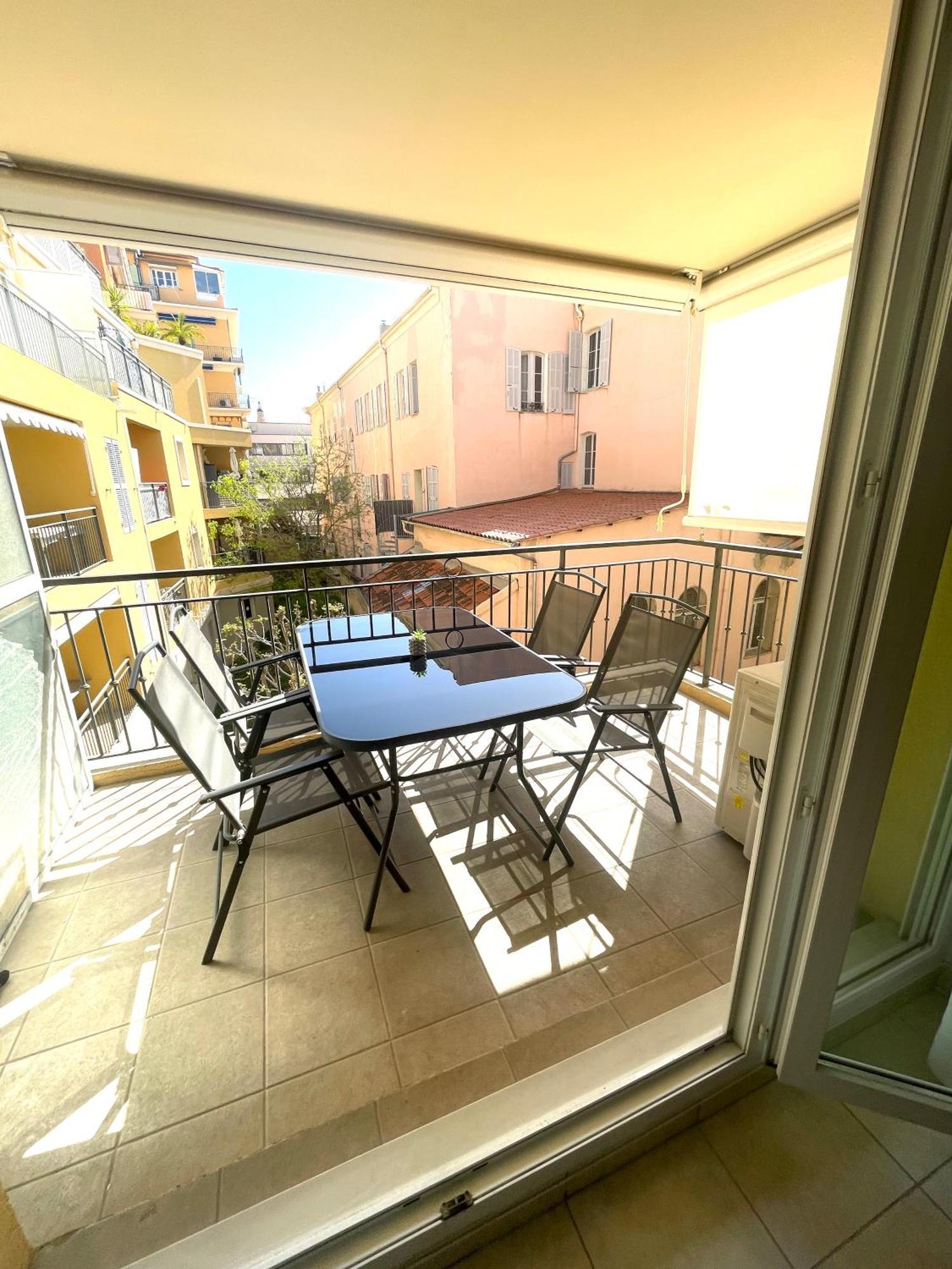 Royal Plazza, Beau T2 Centre Ville, Parking Menton Bagian luar foto